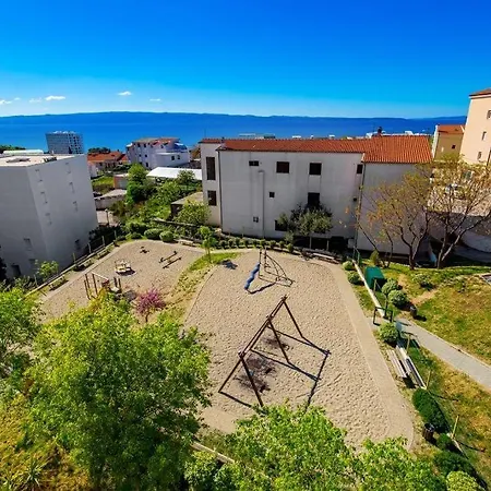 With A Parking Space - 13187 아파트 *